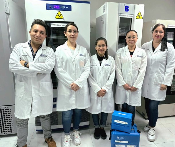 Das Labor in Mexiko‑Stadt lagert Blut und Reagenzien in B381/PR490G und transportiert Proben mit MT4/MT12; °B Connected ermöglicht einfache, präzise Temperaturüberwachung.