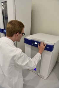 Medical refrigerator